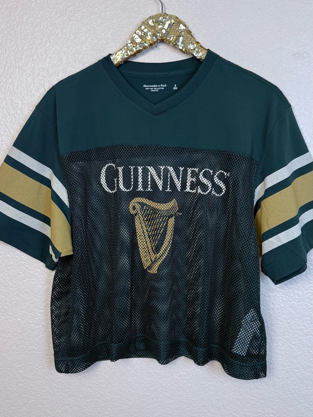 Abercrombie & Fitch • Men’s Guinness Football Jersey